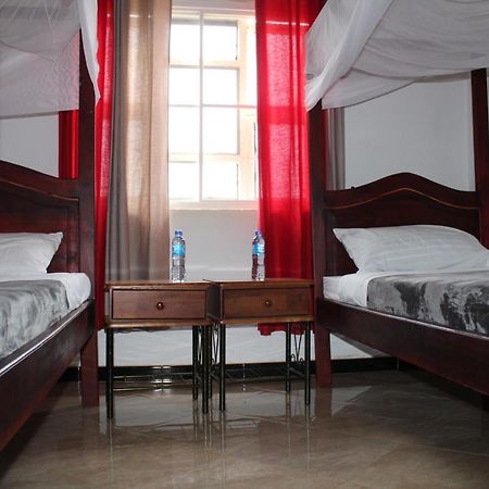 Entebbe Vine Inn Exterior foto